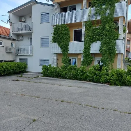 Ap Orion Апартаменты Задар